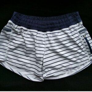 Lululemon Run: Tracker Short II Quiet Stripe White Deep Indigo Size 4